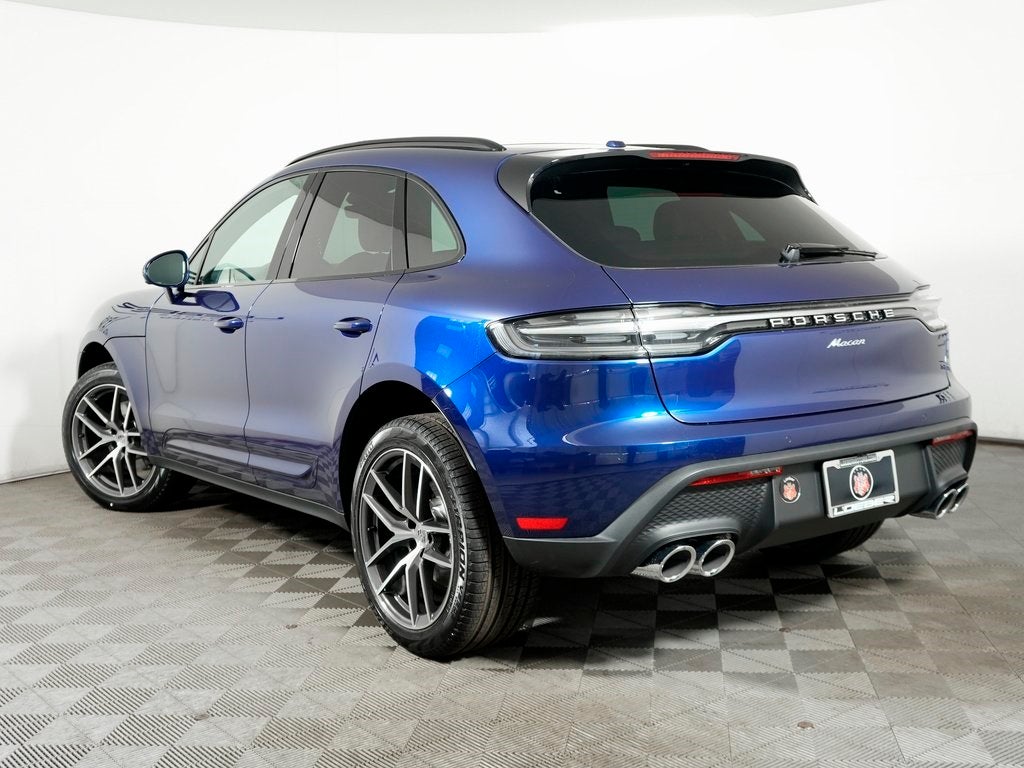 2026 Porsche Macan Base