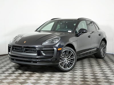 2026 Porsche Macan Base