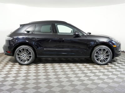 2026 Porsche Macan Base