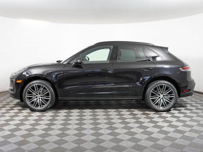 2026 Porsche Macan Base