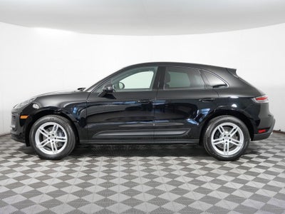 2026 Porsche Macan Base