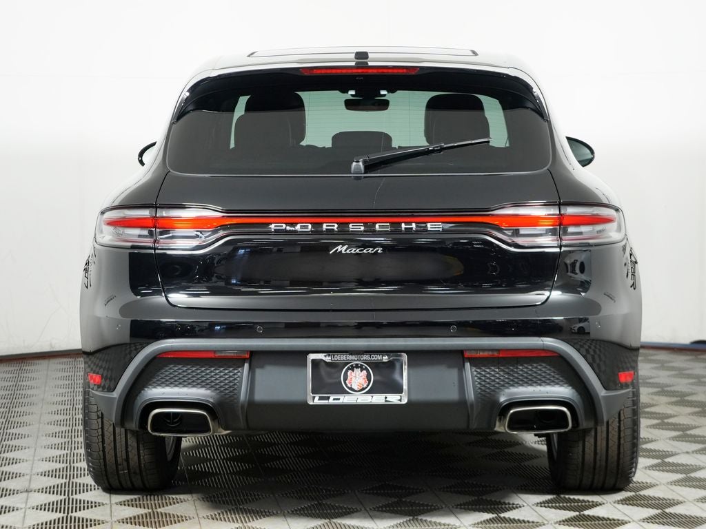 2026 Porsche Macan Base