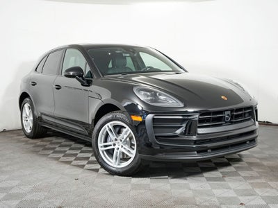 2026 Porsche Macan Base