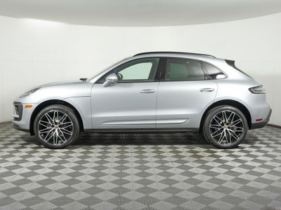 2026 Porsche Macan Base