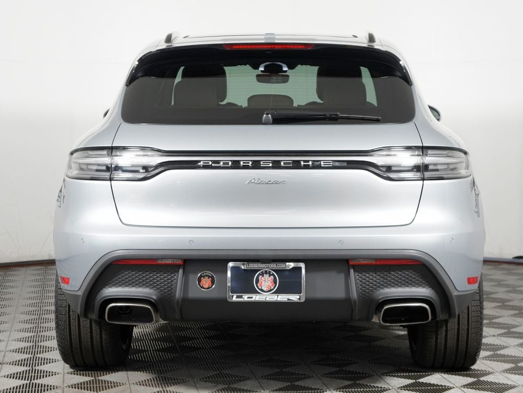 2026 Porsche Macan Base
