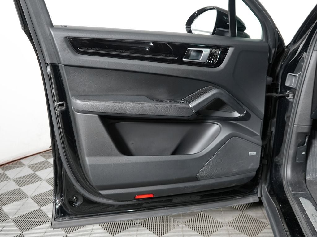 2020 Porsche Cayenne Base
