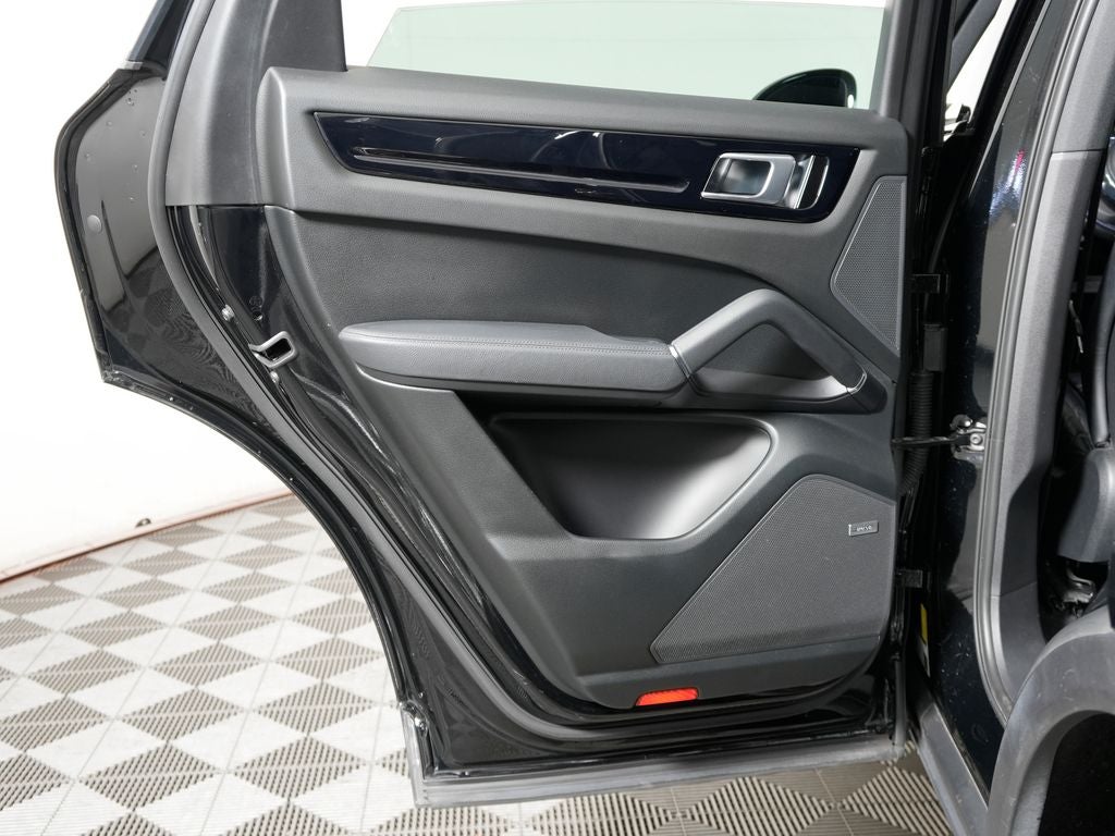 2020 Porsche Cayenne Base
