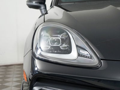 2023 Porsche Cayenne Base