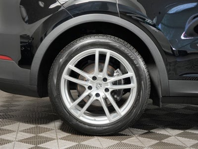 2023 Porsche Cayenne Base