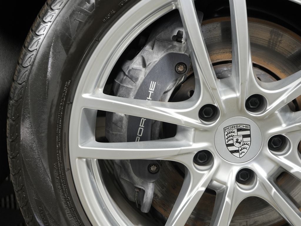 2023 Porsche Cayenne Base