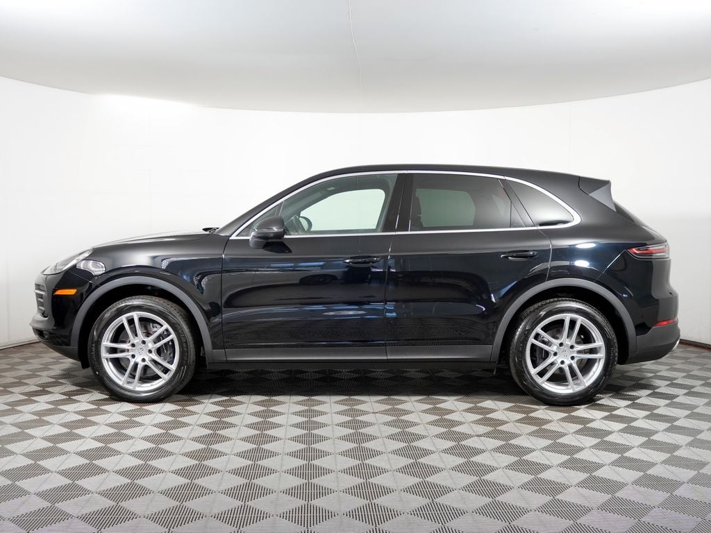 2023 Porsche Cayenne Base