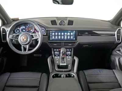 2023 Porsche Cayenne Base