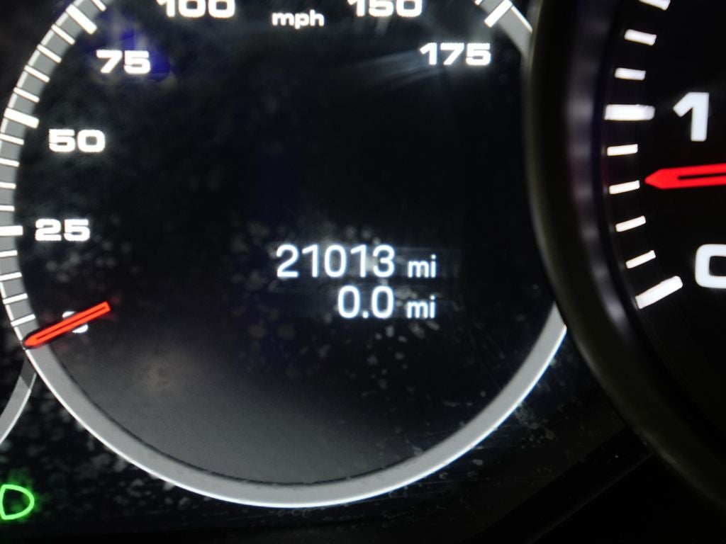 2023 Porsche Cayenne Base
