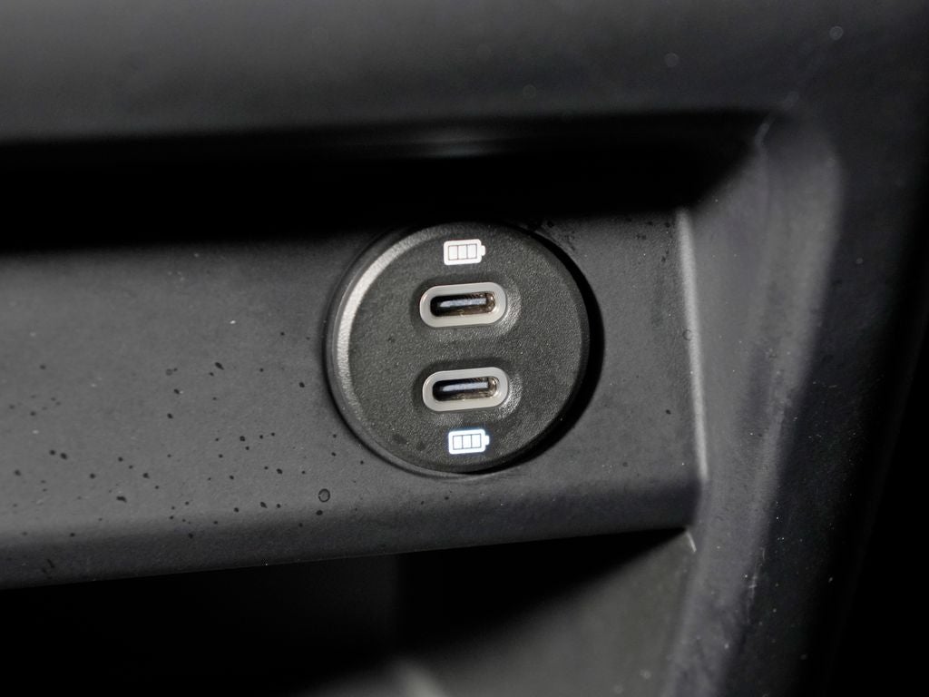 2023 Porsche Cayenne Base