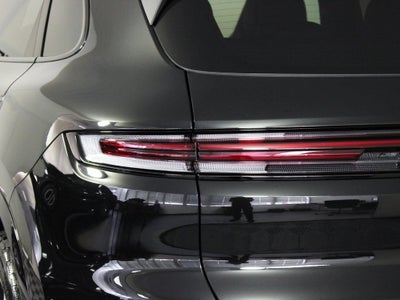 2025 Porsche Cayenne Base