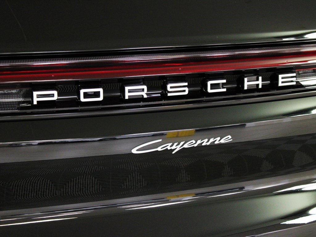 2025 Porsche Cayenne Base