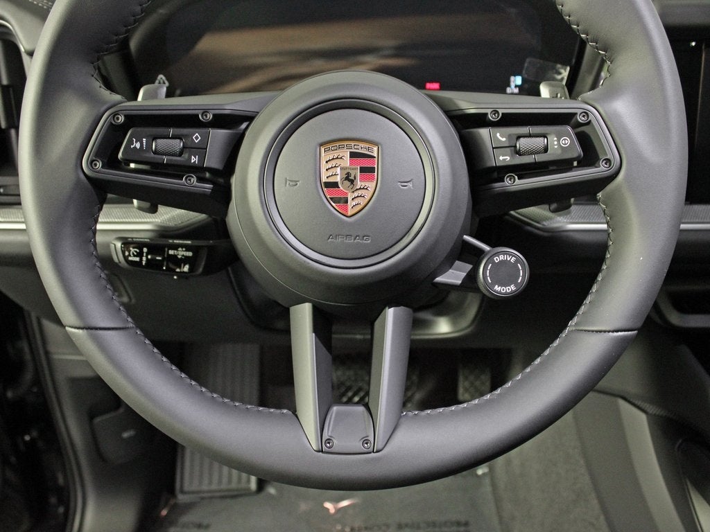 2025 Porsche Cayenne Base