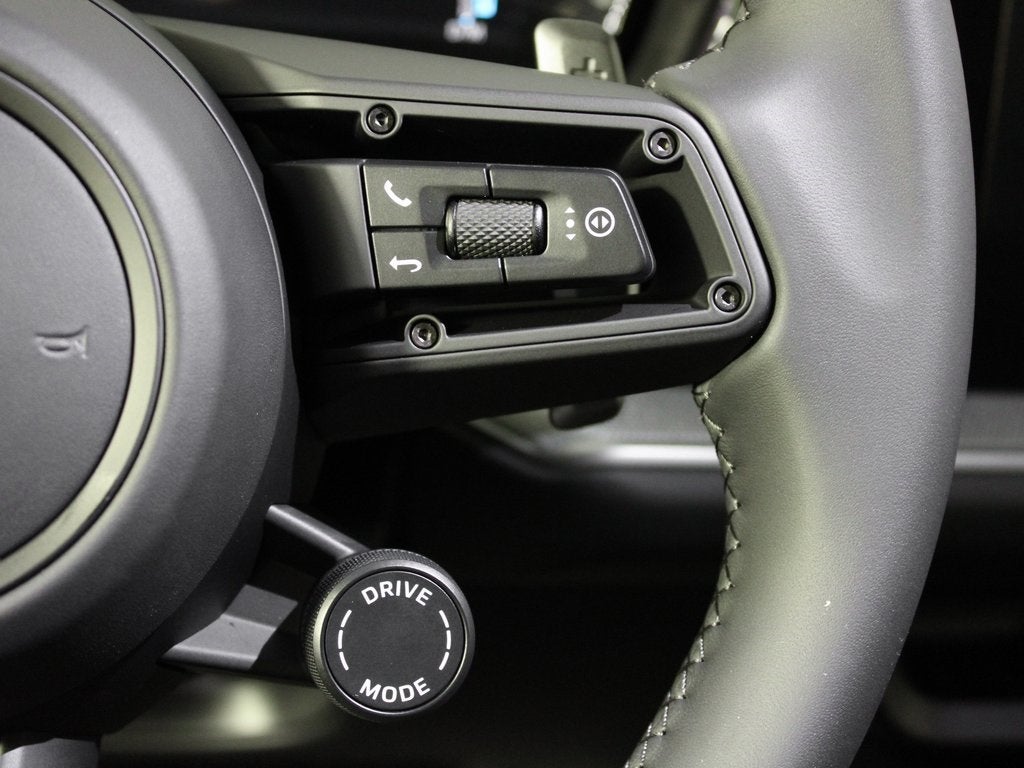 2025 Porsche Cayenne Base