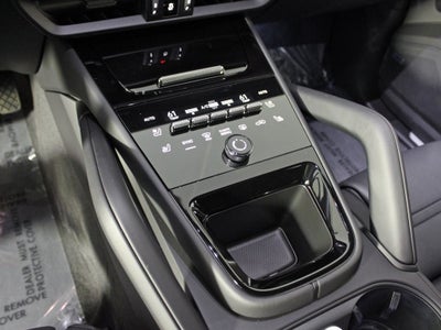 2025 Porsche Cayenne Base