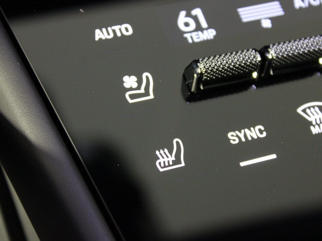 2025 Porsche Cayenne Base