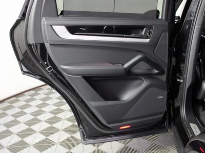 2025 Porsche Cayenne Base