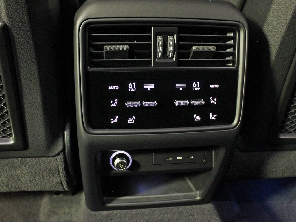 2025 Porsche Cayenne Base