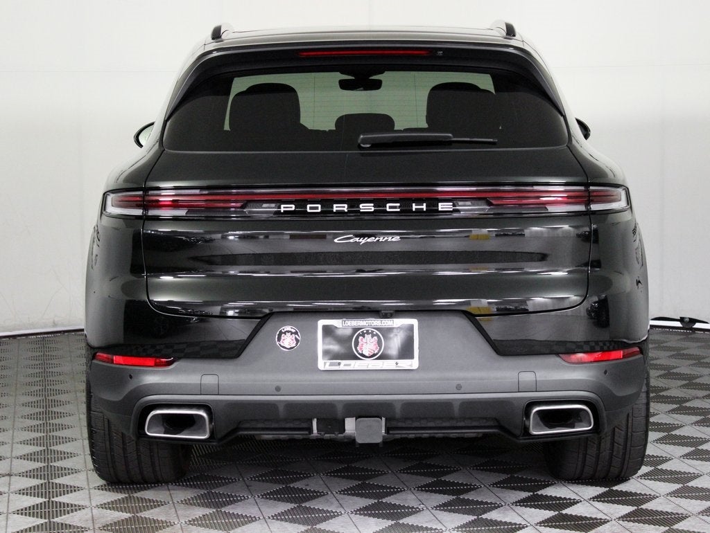 2025 Porsche Cayenne Base