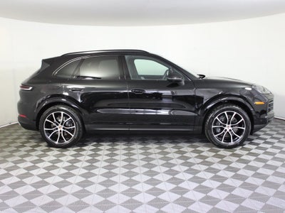 2025 Porsche Cayenne Base