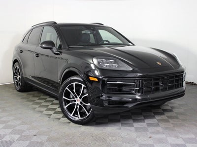 2025 Porsche Cayenne Base