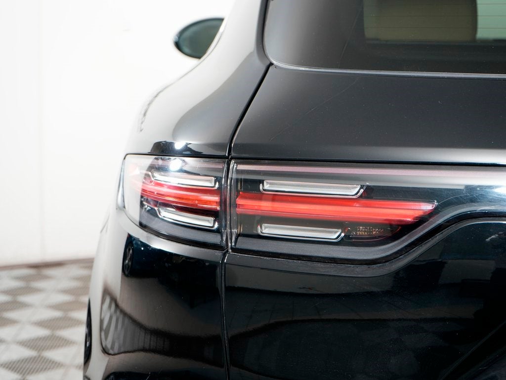 2023 Porsche Cayenne Base