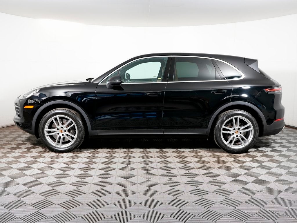 2023 Porsche Cayenne Base
