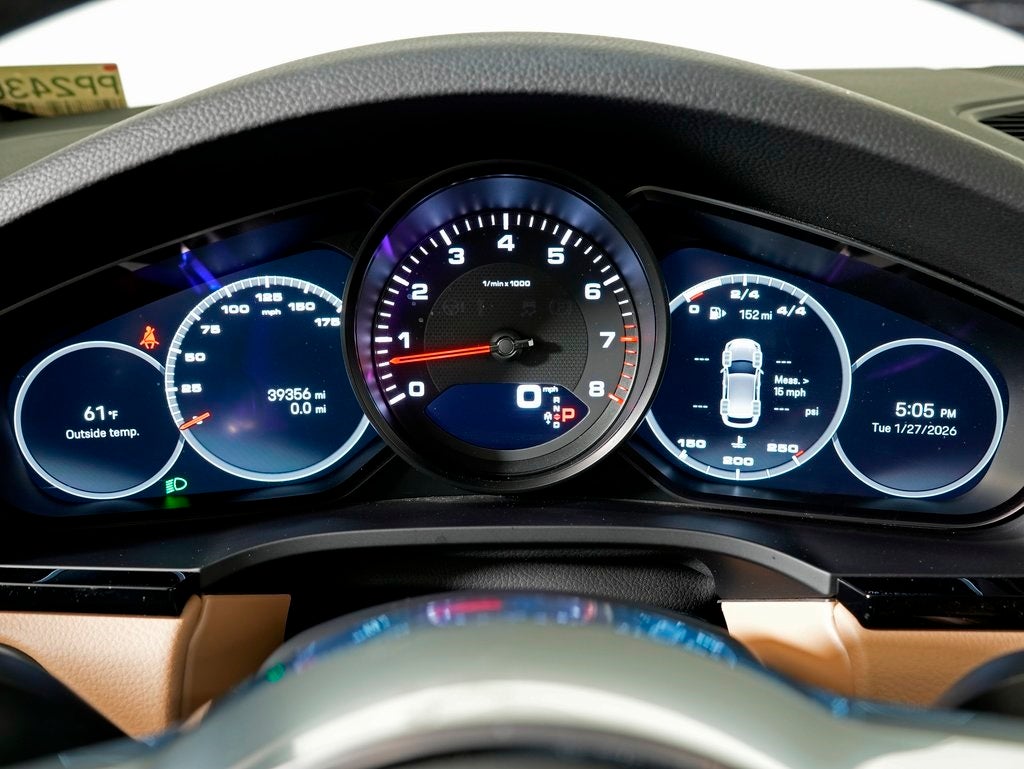 2023 Porsche Cayenne Base