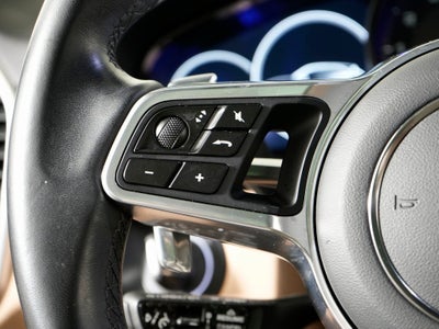 2023 Porsche Cayenne Base