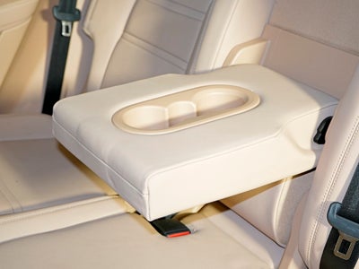 2023 Porsche Cayenne Base