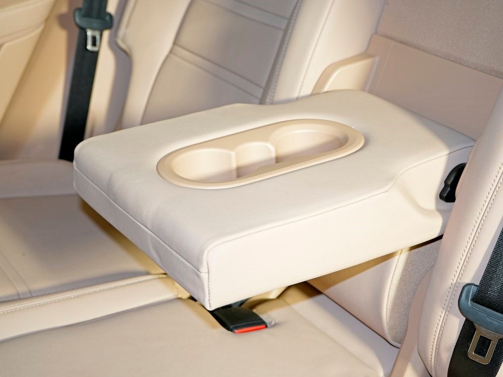 2023 Porsche Cayenne Base