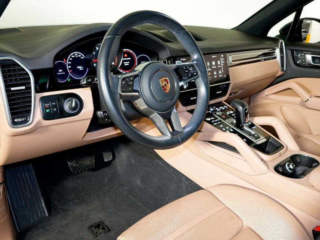2023 Porsche Cayenne Base