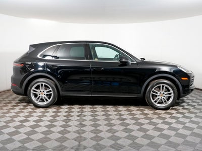 2023 Porsche Cayenne Base