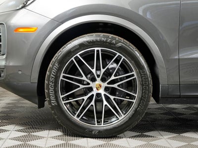 2024 Porsche Cayenne Base