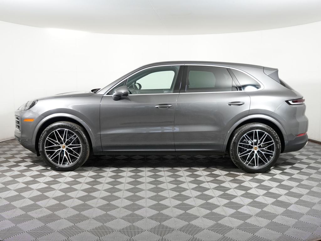 2024 Porsche Cayenne Base