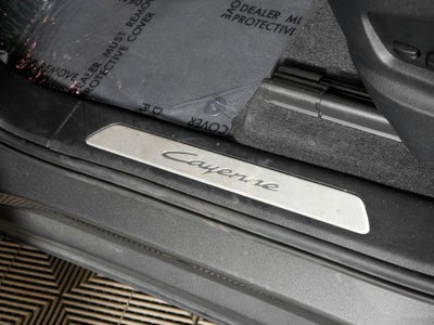 2024 Porsche Cayenne Base