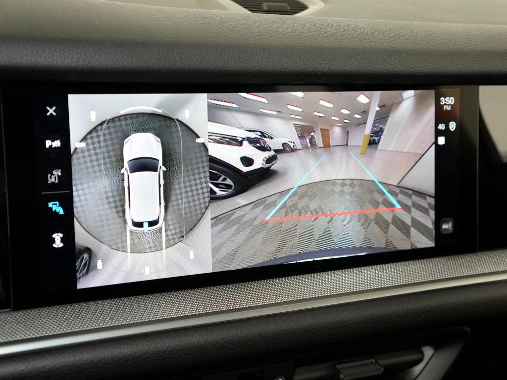 2024 Porsche Cayenne Base