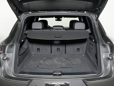 2024 Porsche Cayenne Base