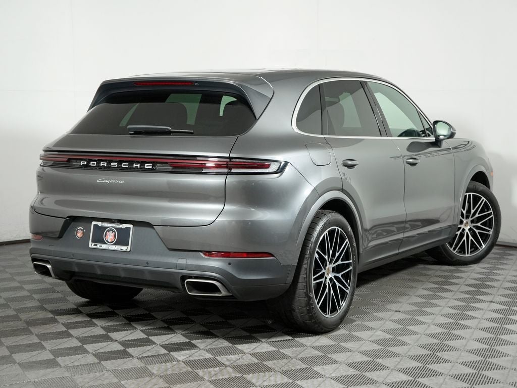 2024 Porsche Cayenne Base