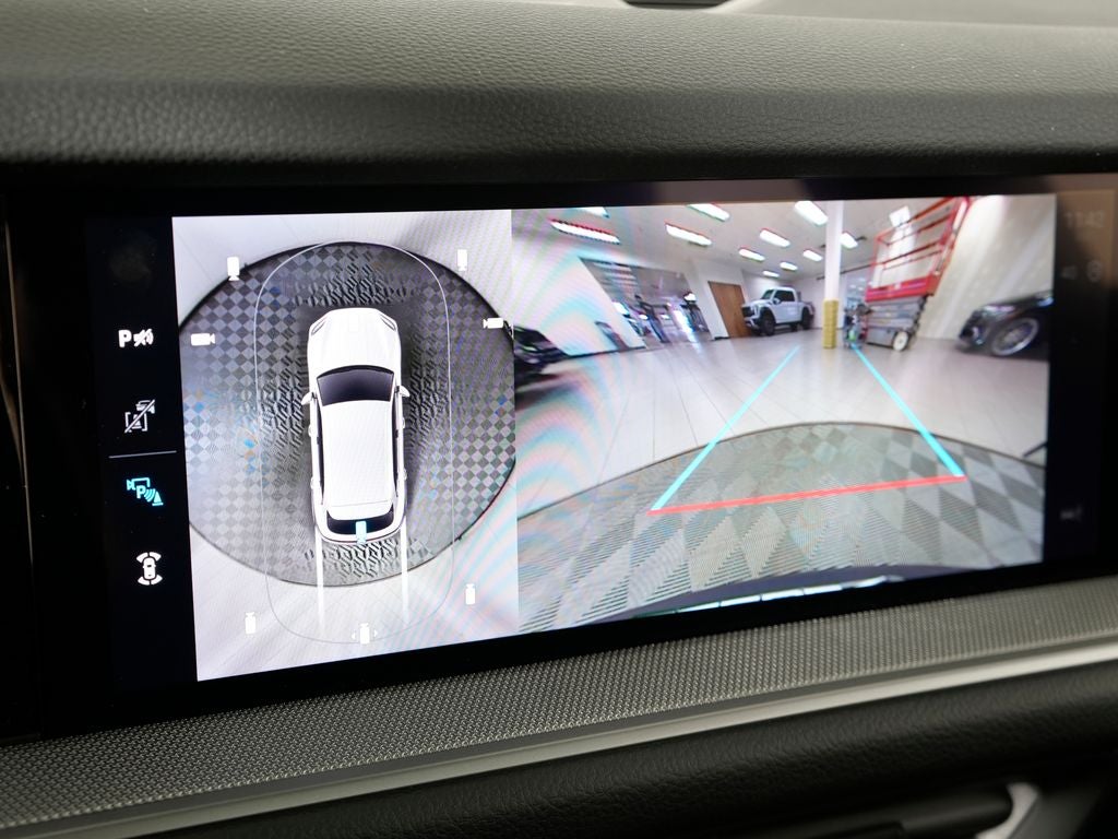 2026 Porsche Cayenne Base
