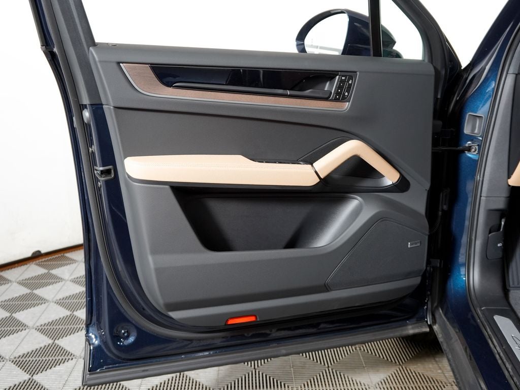 2026 Porsche Cayenne Base