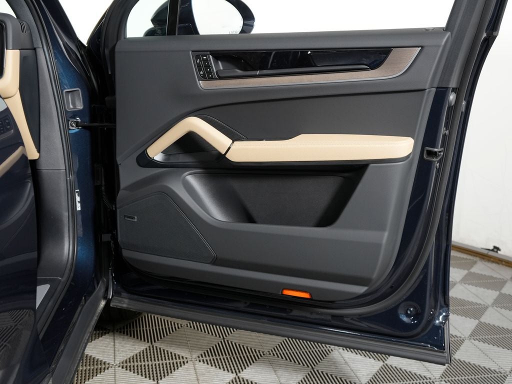 2026 Porsche Cayenne Base