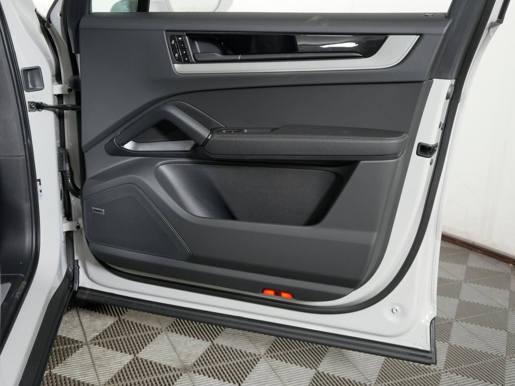 2026 Porsche Cayenne Base