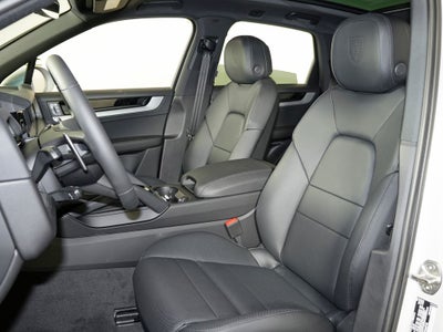 2026 Porsche Cayenne Base