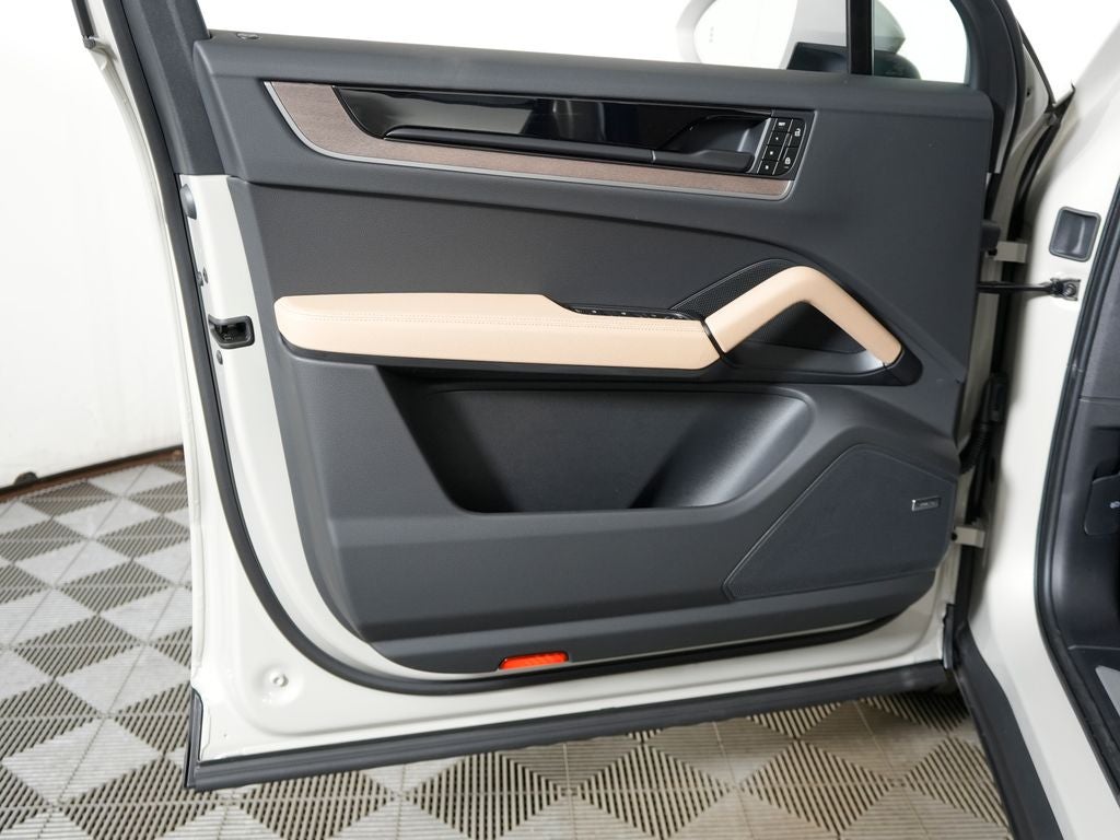 2026 Porsche Cayenne Base