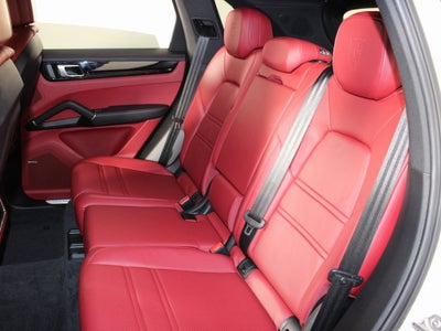 2023 Porsche Cayenne Base